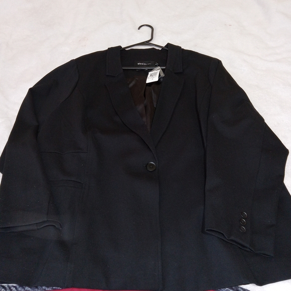 Torrid Womens Studio Ponte Tailored Fit 1 Button Blazer Jacket Size 4X NWT Black - Picture 10 of 16